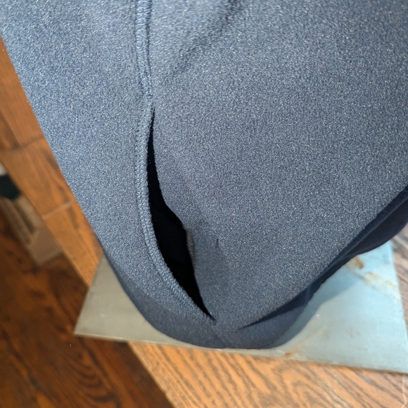 Mens Izod Navy Blue Sweater vest - Picture 4 of 10